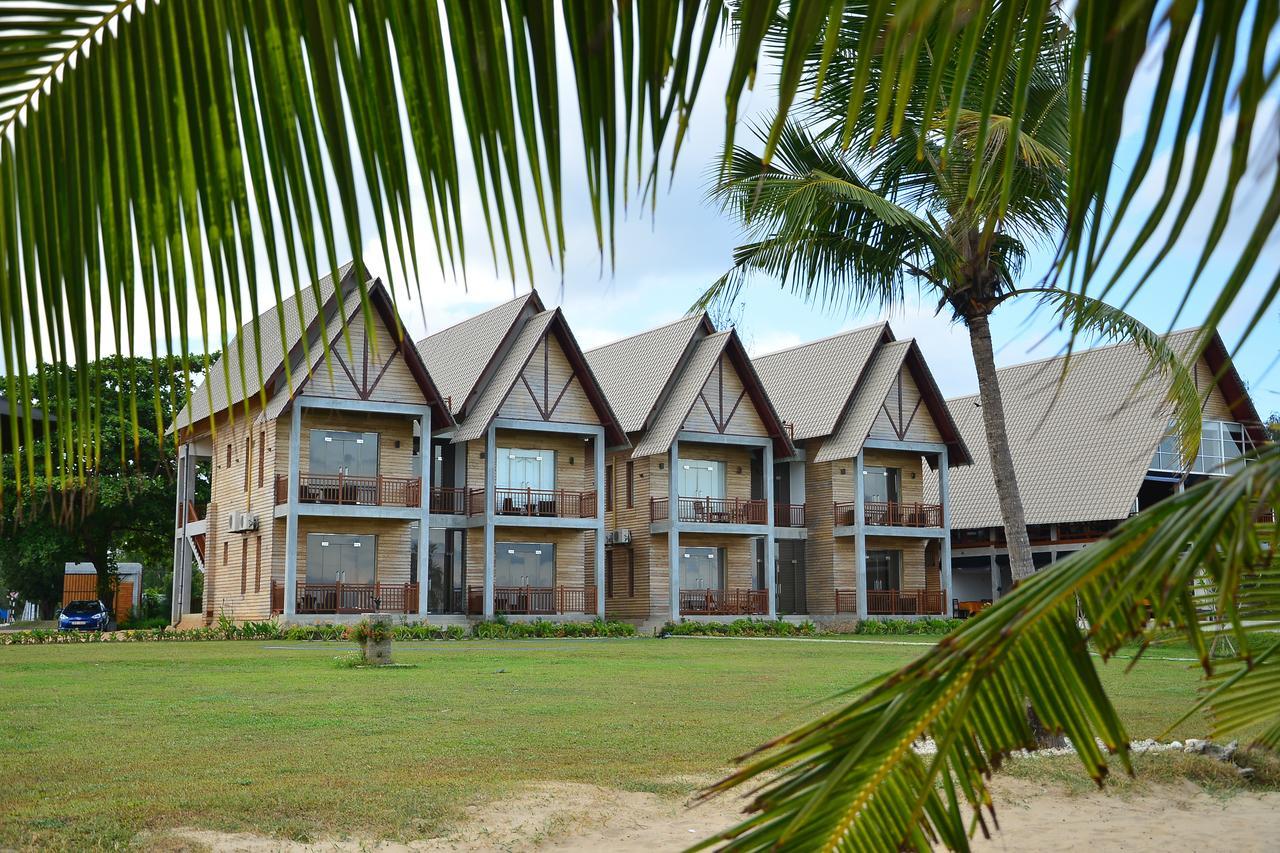 Laya Waves Hotel Passikudah Exterior photo